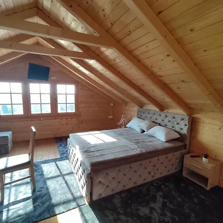 Nyaraló Kuca Pored Sunca Kruševac