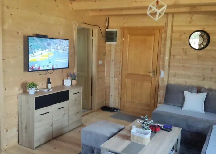 Kuca Pored Sunca بيت للعطل Kruševac